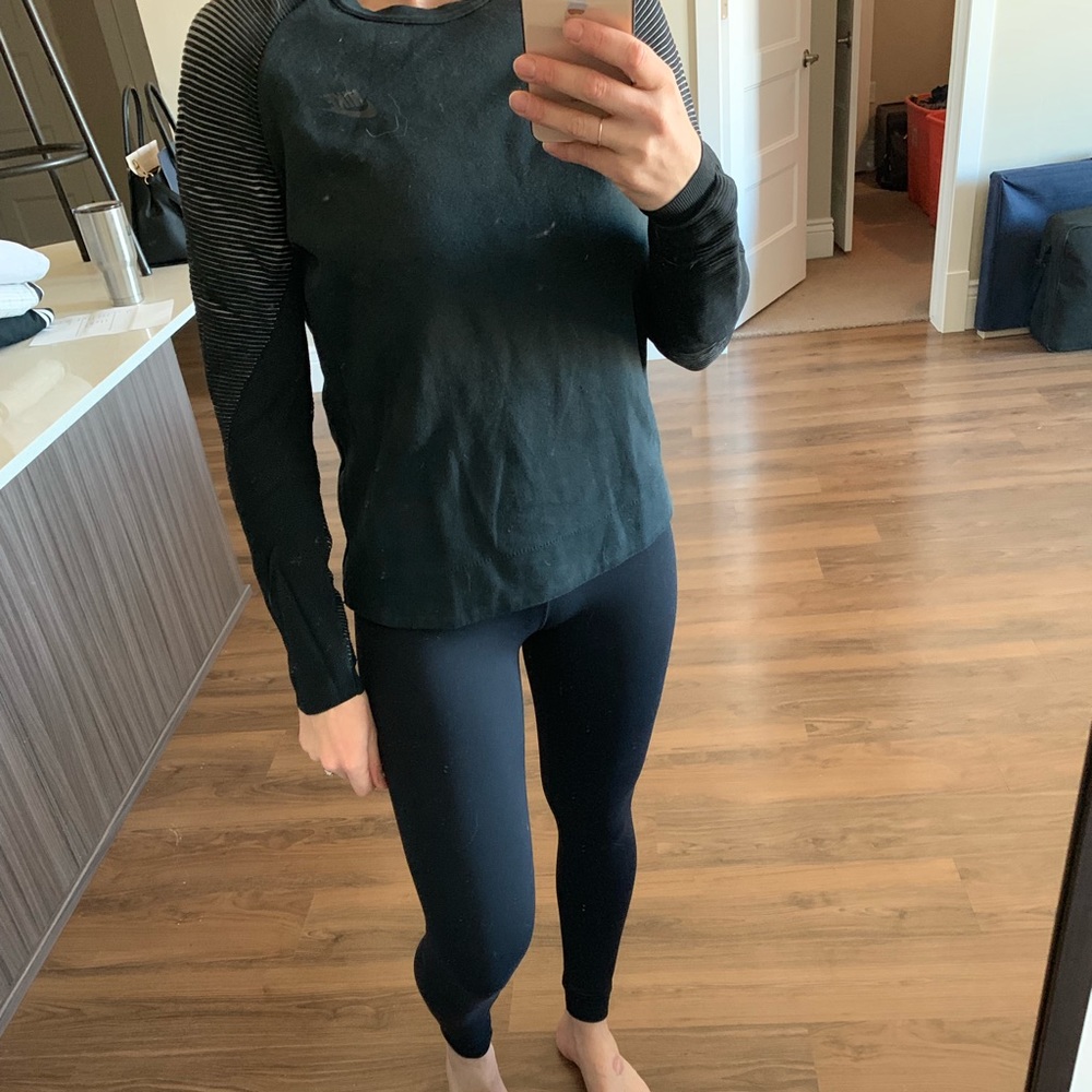 Nike Pullover - image 1